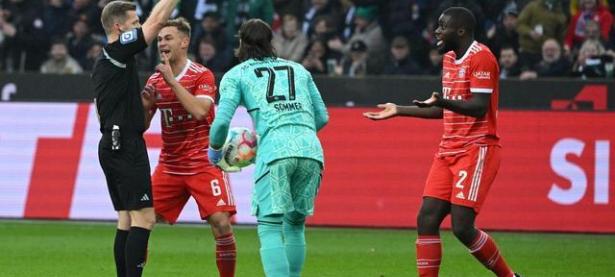 爱游戏-意甲冠军奖杯悬念重重，角逐激烈