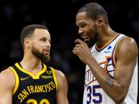 爱游戏在线-勇士队在比赛中发挥抢眼，赢得了胜利