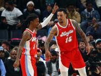 爱游戏官网-灰熊再次击败步行者，保持不败纪录的简单介绍