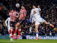 爱游戏在线登录-谢菲联惨遭-完败，保级形势堪忧的简单介绍