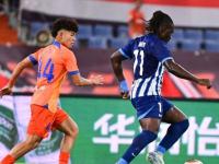 爱游戏官网-天津泰达客场闷平，积分榜排名继续保持一定竞争力