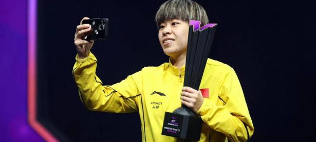 爱游戏入口-体育风云变幻无穷，球员奋力拼搏争夺奖杯