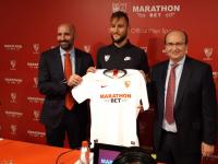 包含塞维利亚名宿宣布退役，留下辉煌传奇的词条