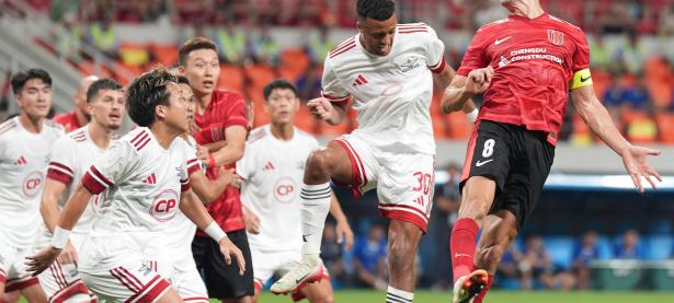 爱游戏app-亚洲俱乐部足球比赛争夺激烈