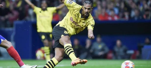 爱游戏官方登录入口-马德里竞技遭遇客场失利，欧冠希望受挫