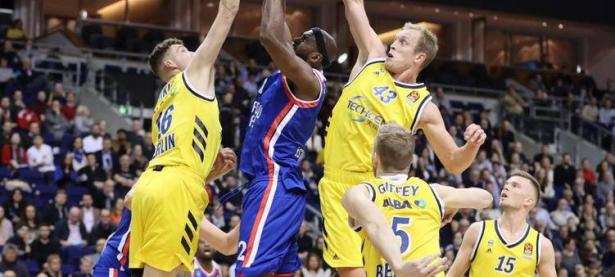 爱游戏app下载-俄罗斯篮球赛事吸引大批球迷观看