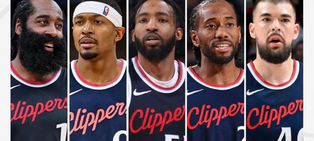 爱游戏官方入口-爵士队遭遇快船队逆转，遗憾失去领先地位