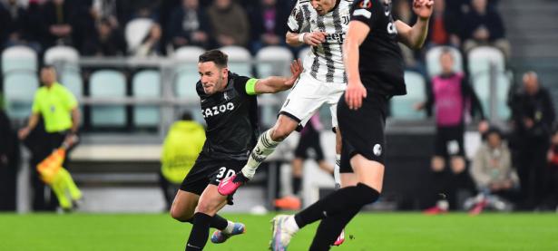 爱游戏在线-尤文图斯欧洲冠军杯争夺激烈