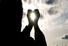 泰国射击健将实现突破，凭实力跻身前列