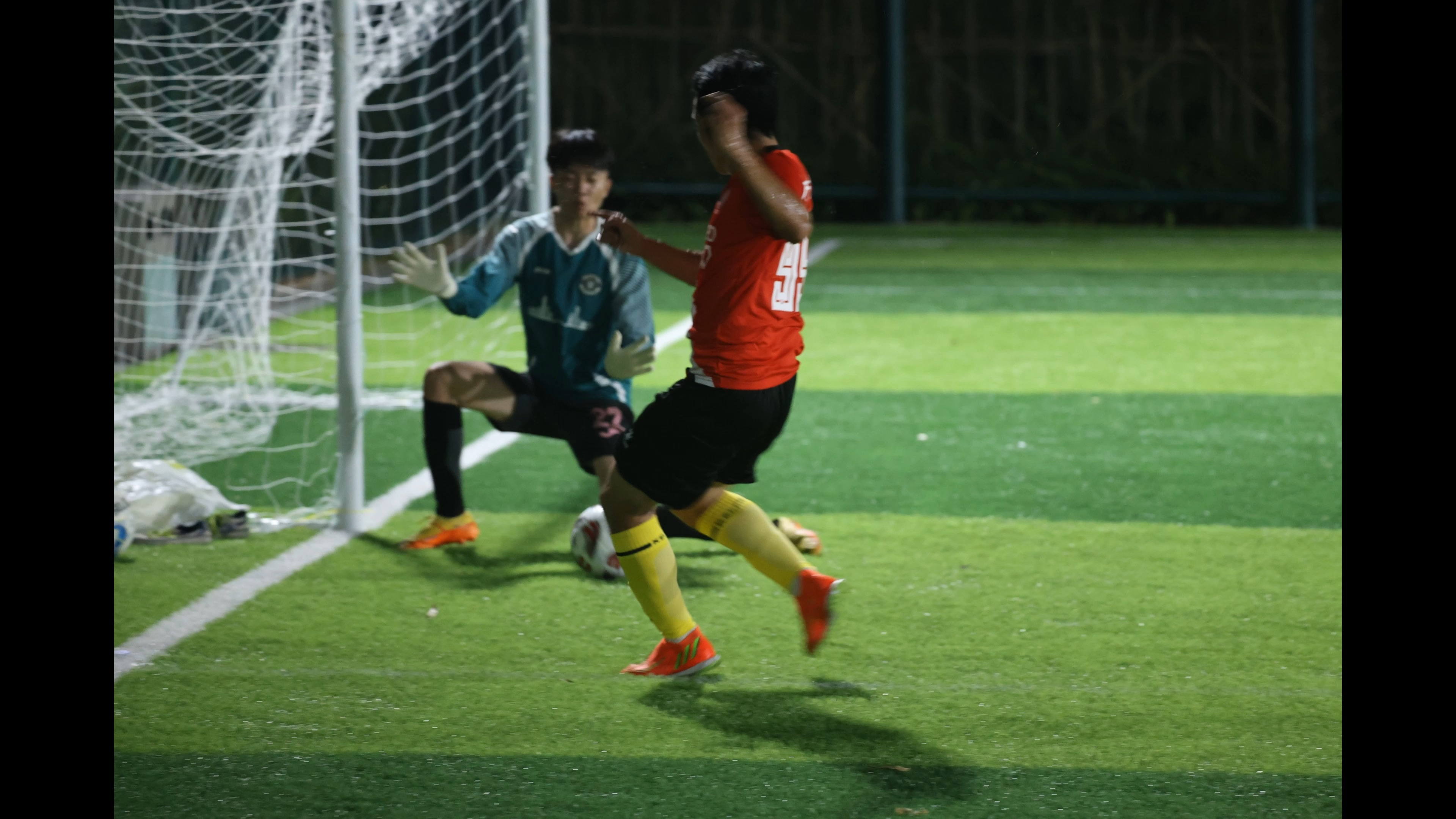 足球赛事精彩连连,激情持续升温 足球赛事精彩连连,激情持续升温