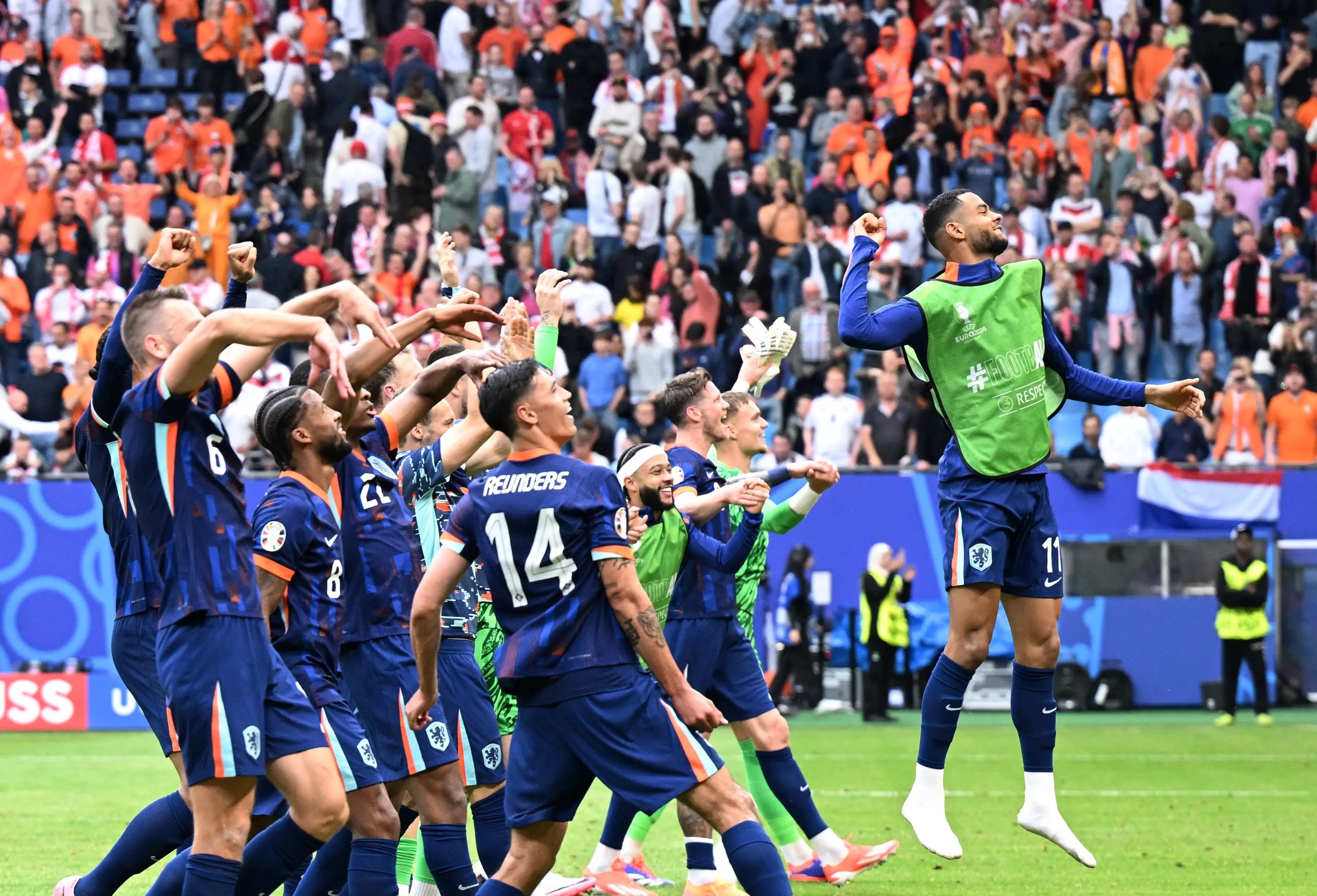 关于欧洲国家足球赛强队悍将助力，赛场呈现高潮的信息