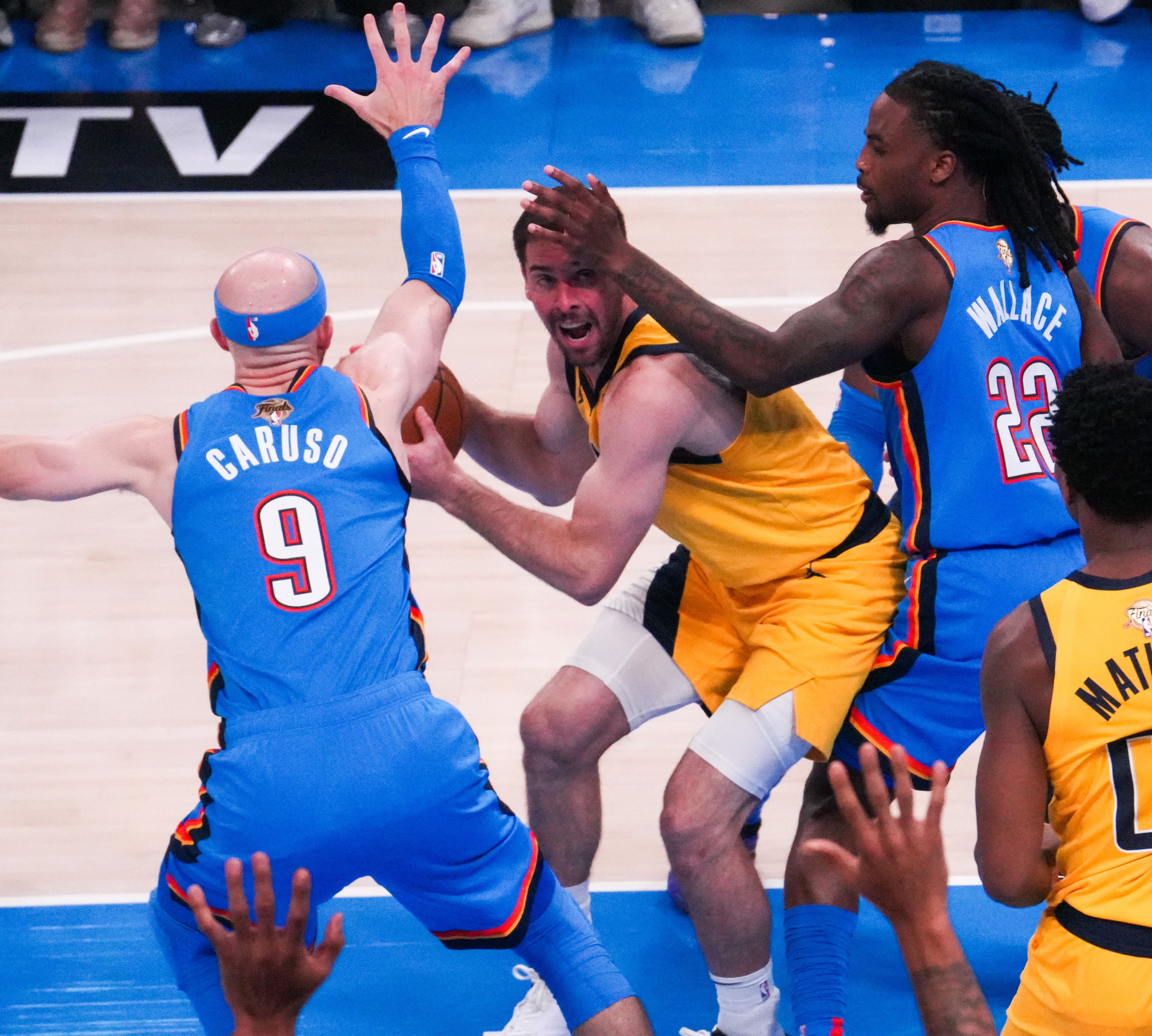 欧洲运动员在篮球比赛中大放异彩，斩获铜牌的简单介绍