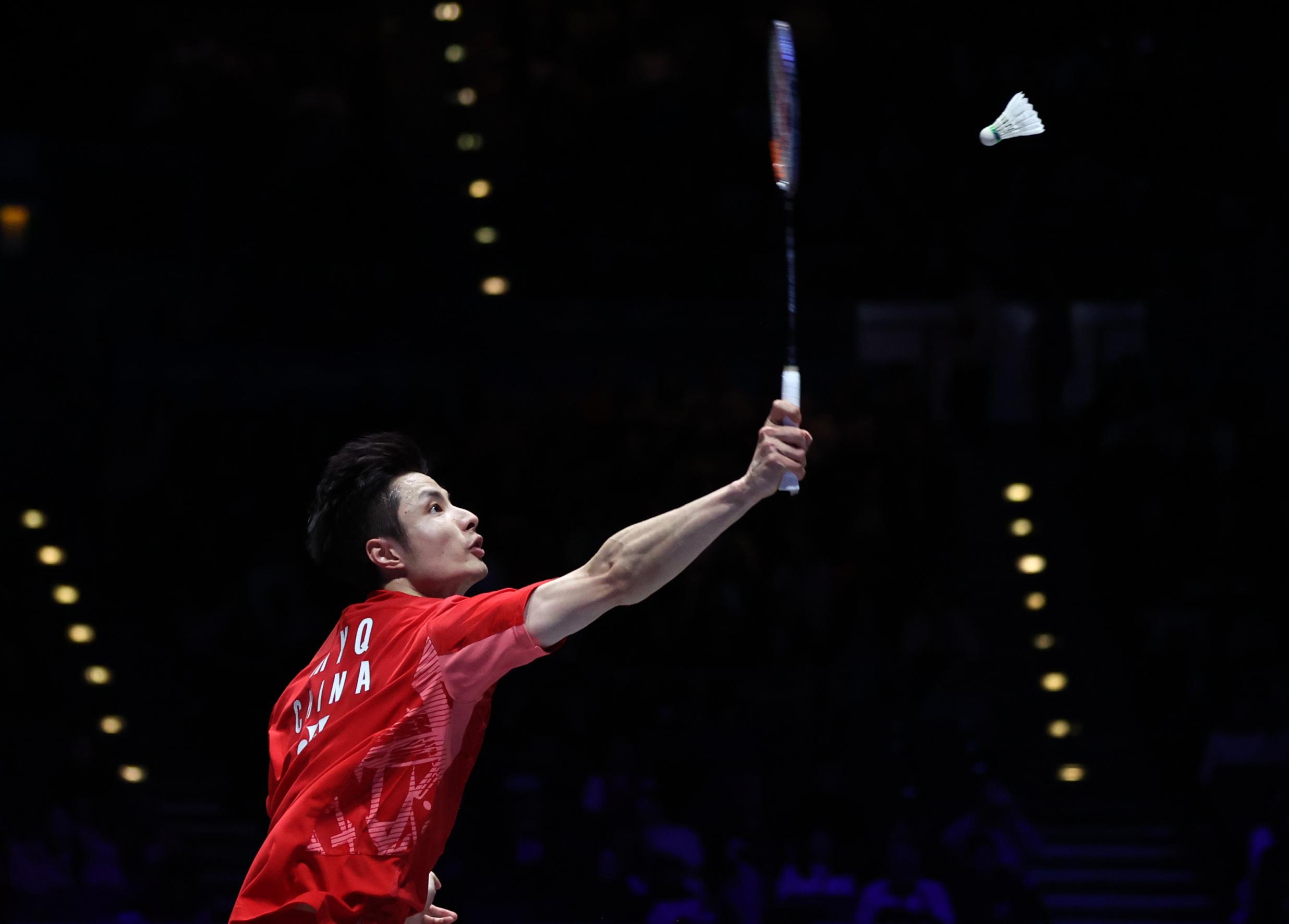 实力对决热血升温，新秀球员奋力拼搏的简单介绍