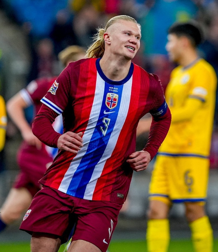 哈兰德梅开二度：多特蒙德夺得德国杯冠军