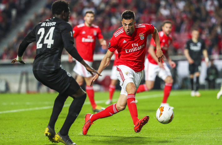 关于门兴对斯特拉斯堡,豪门之争展现谁能胜出?的信息 关于门兴对斯特拉斯堡,豪门之争展现谁能胜出?的信息