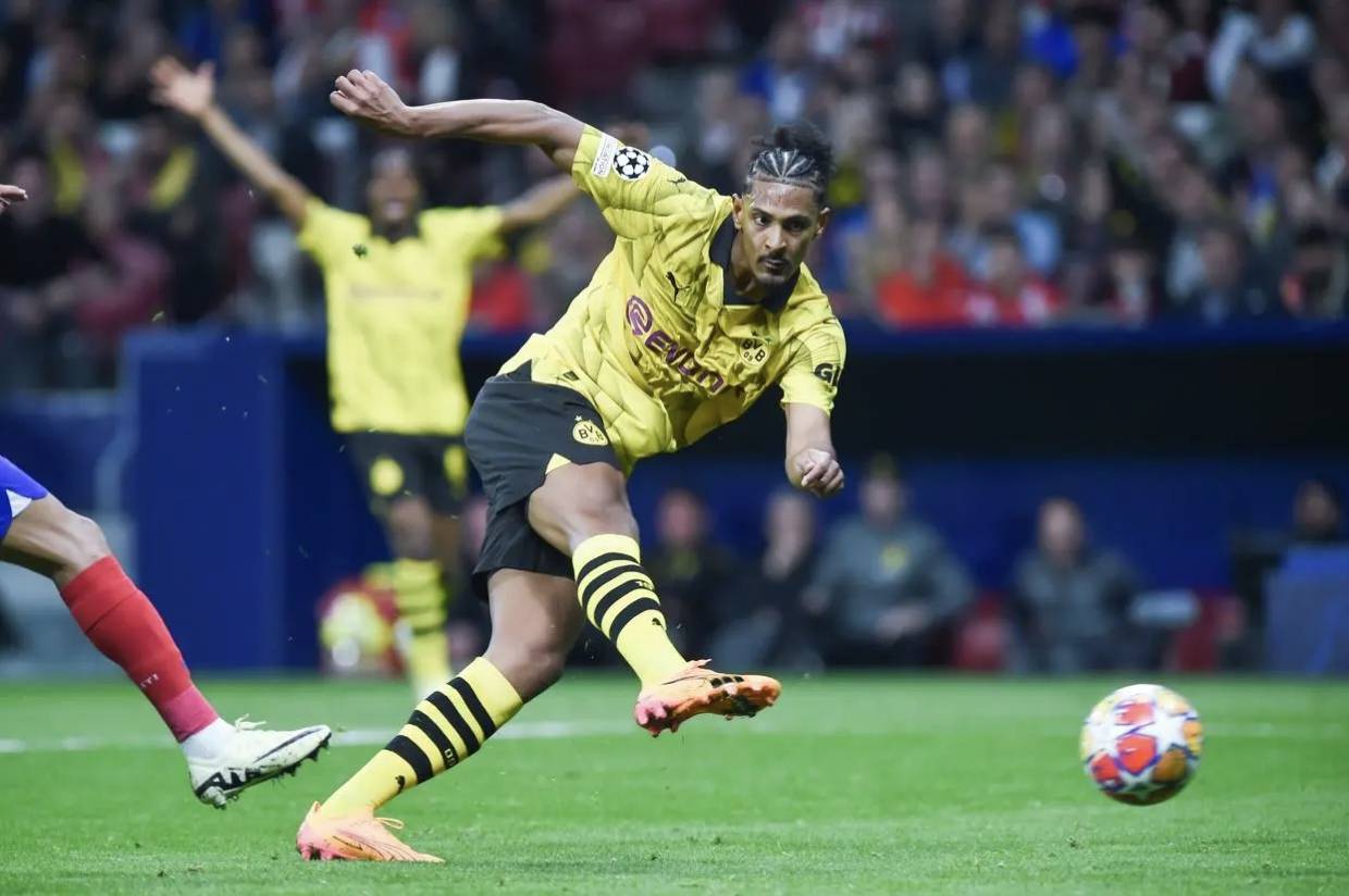 马德里竞技遭遇客场失利,欧冠希望受挫 马德里竞技遭遇客场失利,欧冠希望受挫