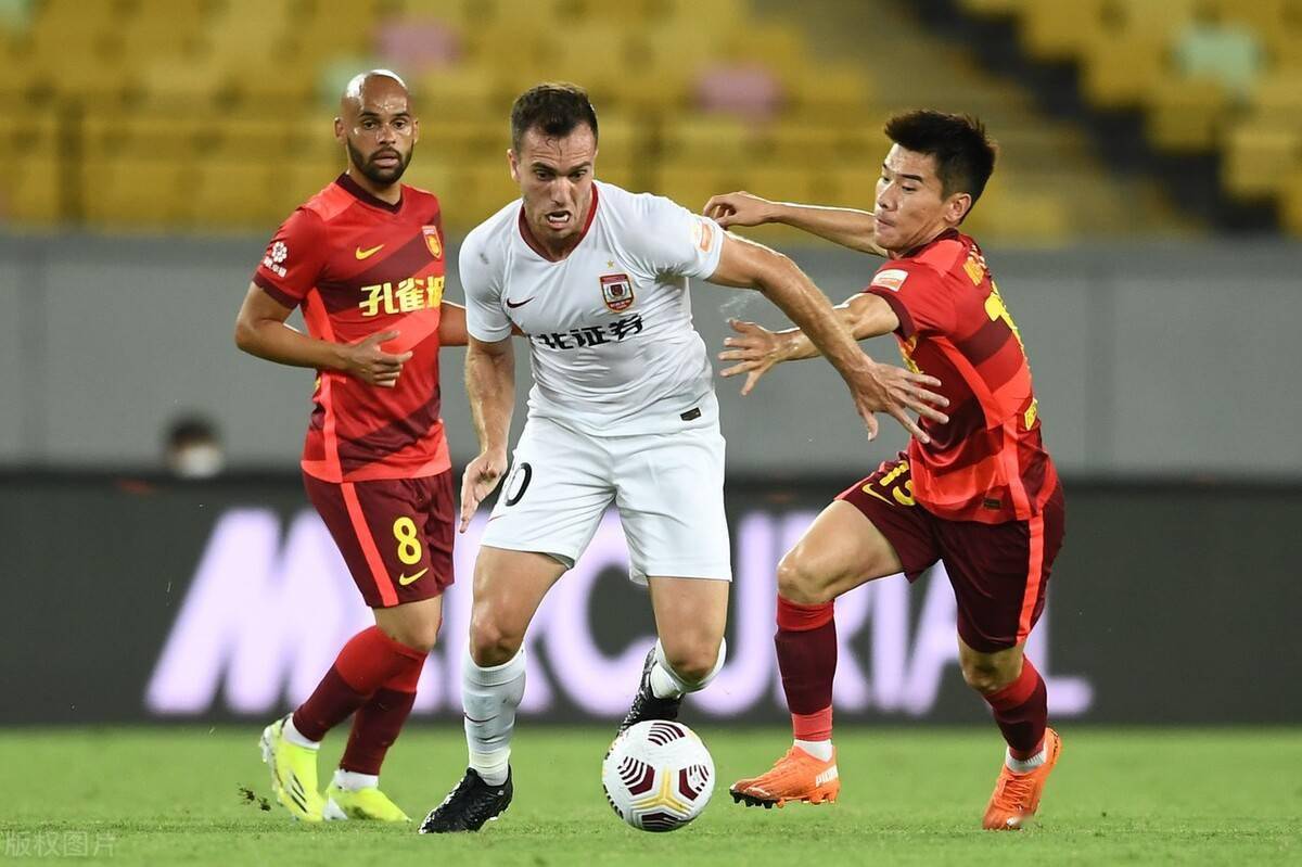 大连人胜长春亚泰,逆袭成功引人瞩目的简单介绍 大连人胜长春亚泰,逆袭成功引人瞩目的简单介绍