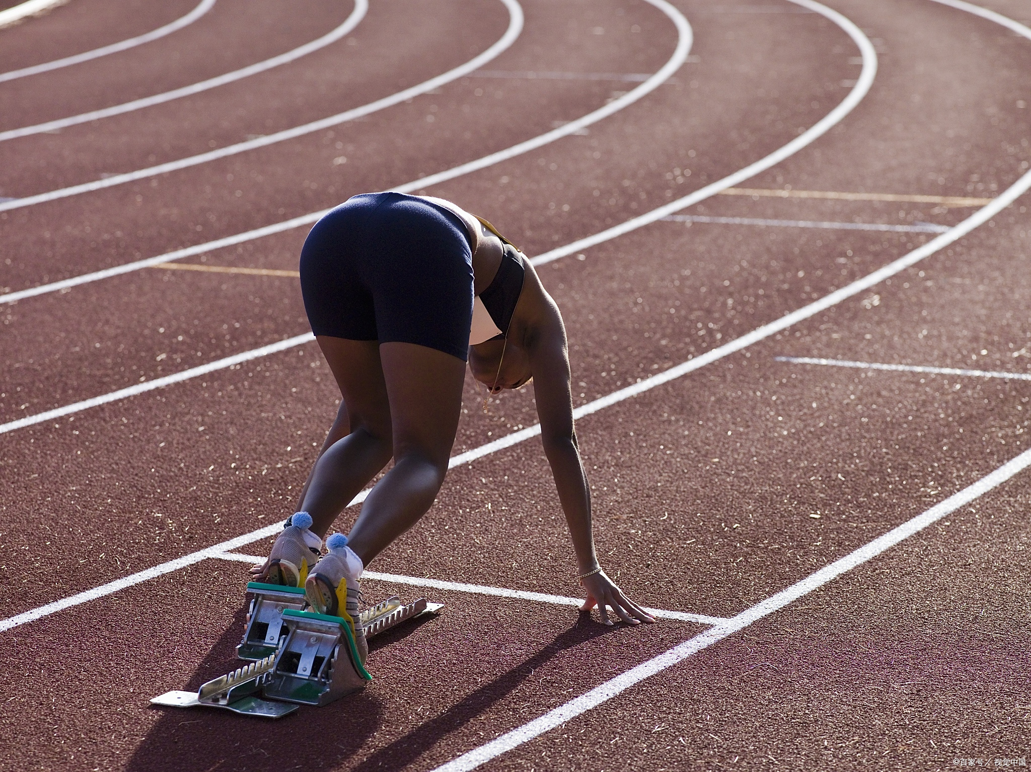 运动员突破极限,实现个人突破 运动员突破极限,实现个人突破