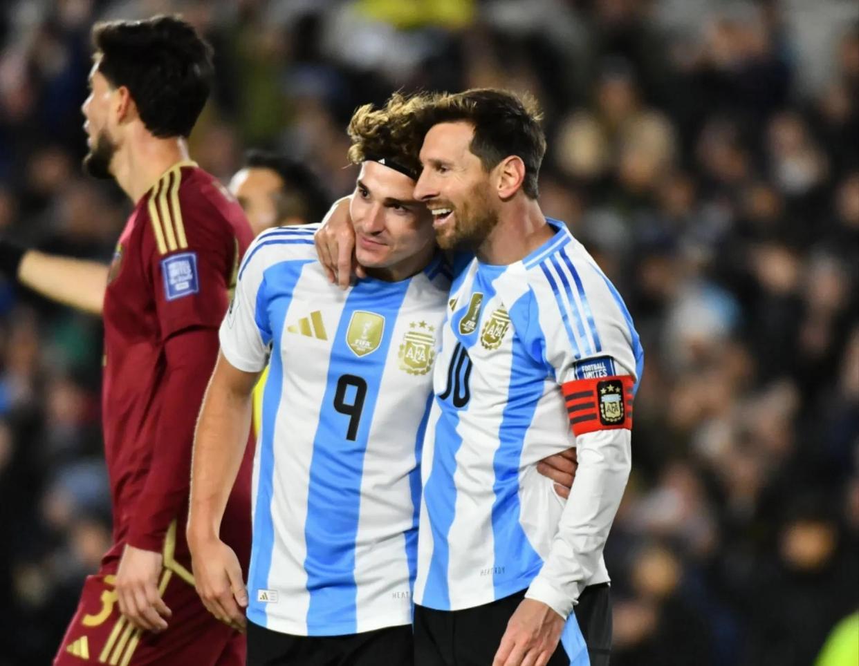 曲棍球比赛阿根廷队成功晋级 曲棍球比赛阿根廷队成功晋级