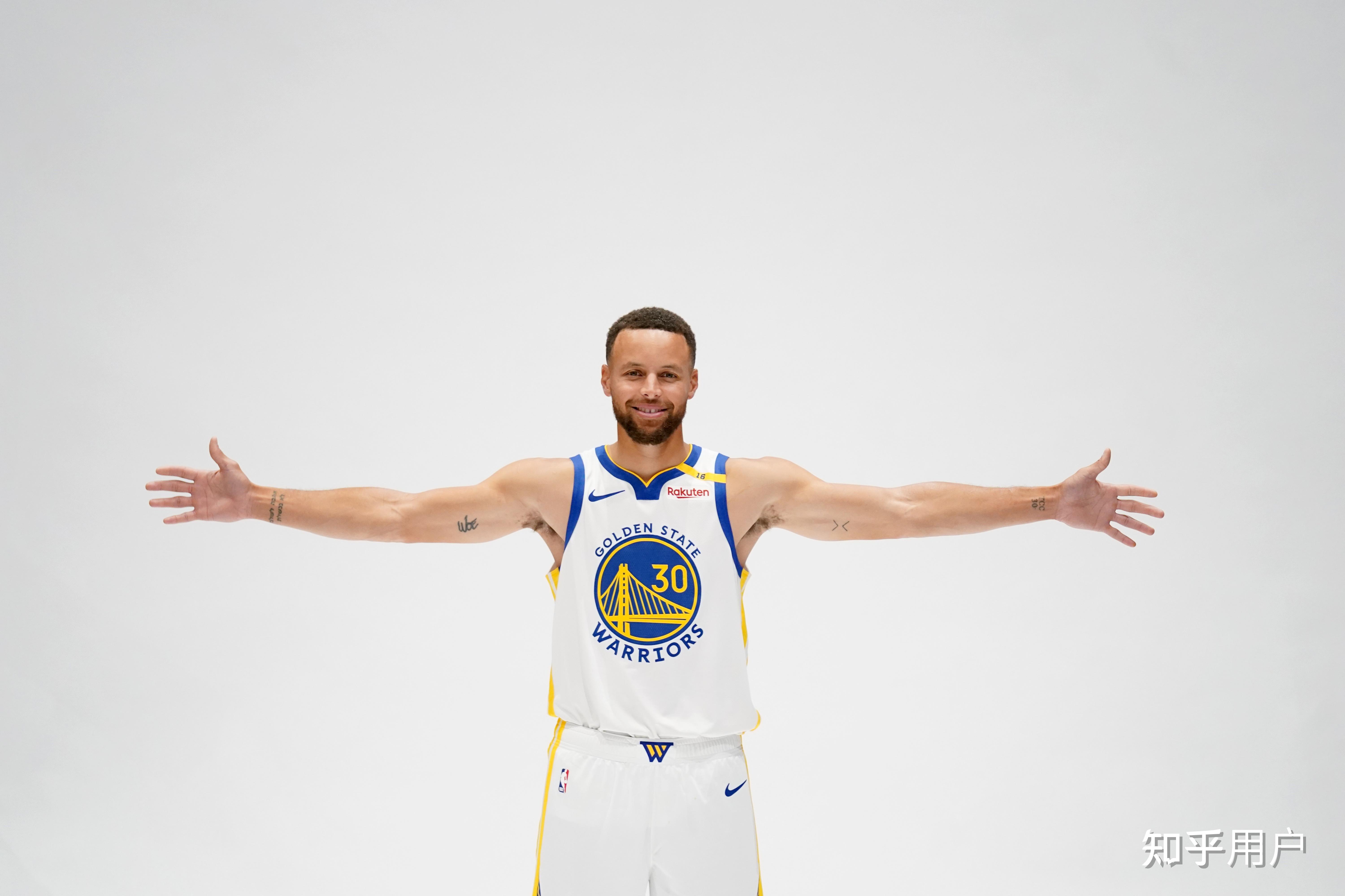 国际篮球明星:库里展现出色表现的简单介绍 国际篮球明星:库里展现出色表现的简单介绍