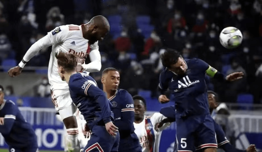 乌迪内斯击败摩纳哥占据联赛榜首的简单介绍